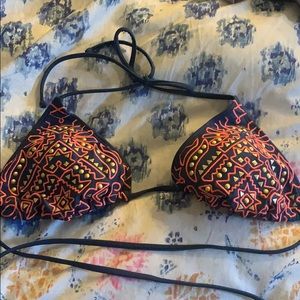 Super cute padded triangle bikini swim top.